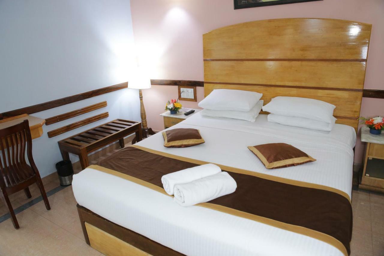 Hotel Presidency Kempegowda International Airport העיר בנגלור מראה חיצוני תמונה