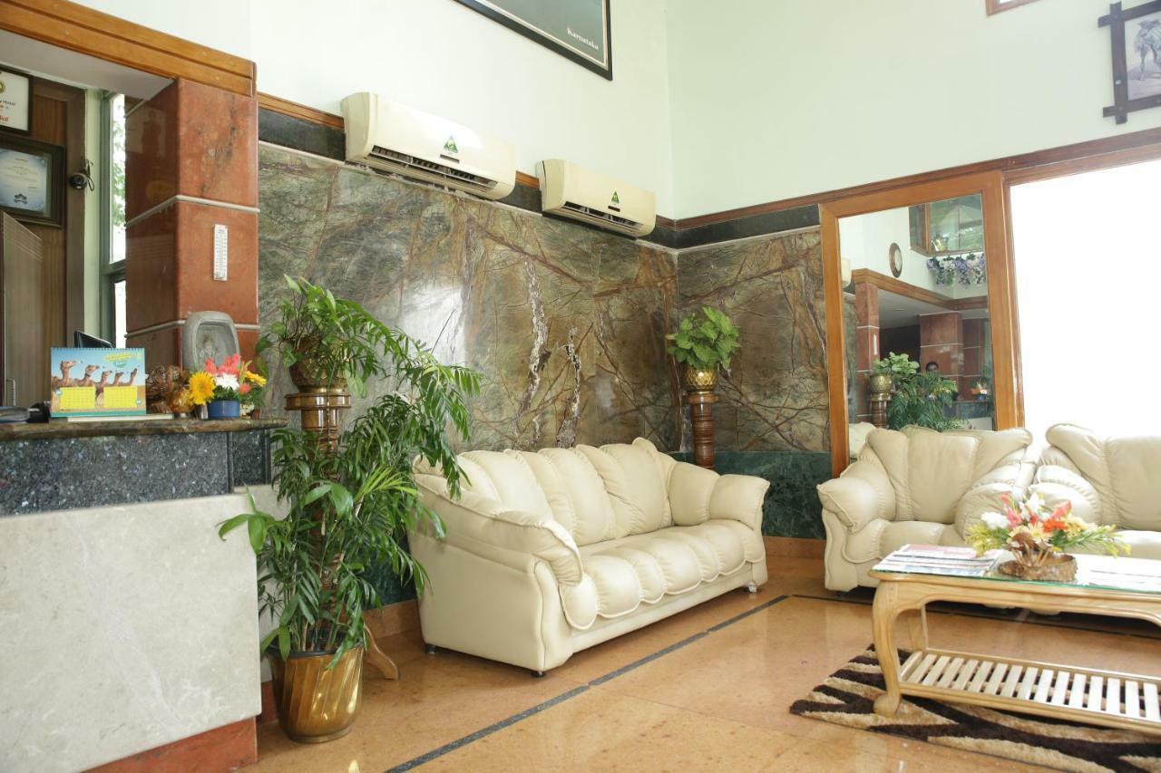 Hotel Presidency Kempegowda International Airport העיר בנגלור מראה חיצוני תמונה