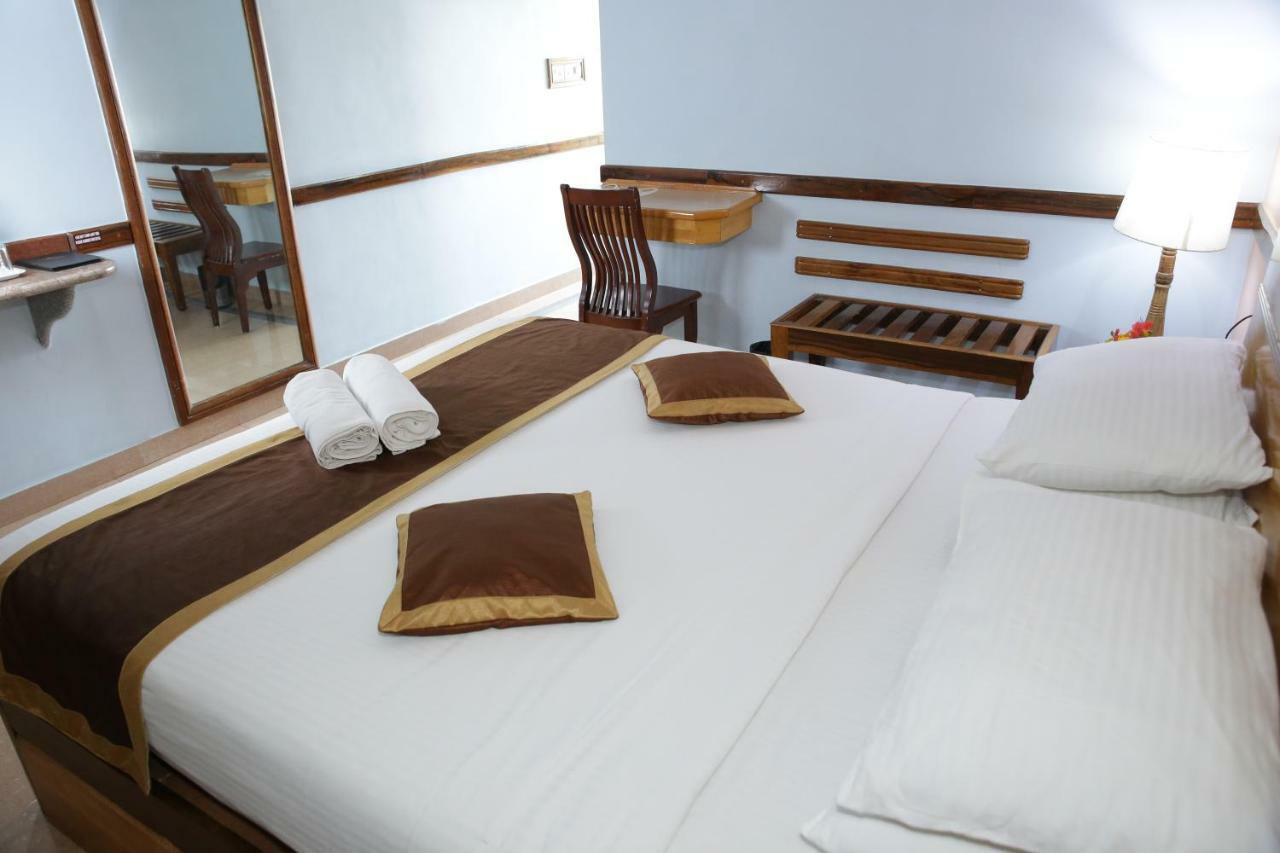Hotel Presidency Kempegowda International Airport העיר בנגלור מראה חיצוני תמונה