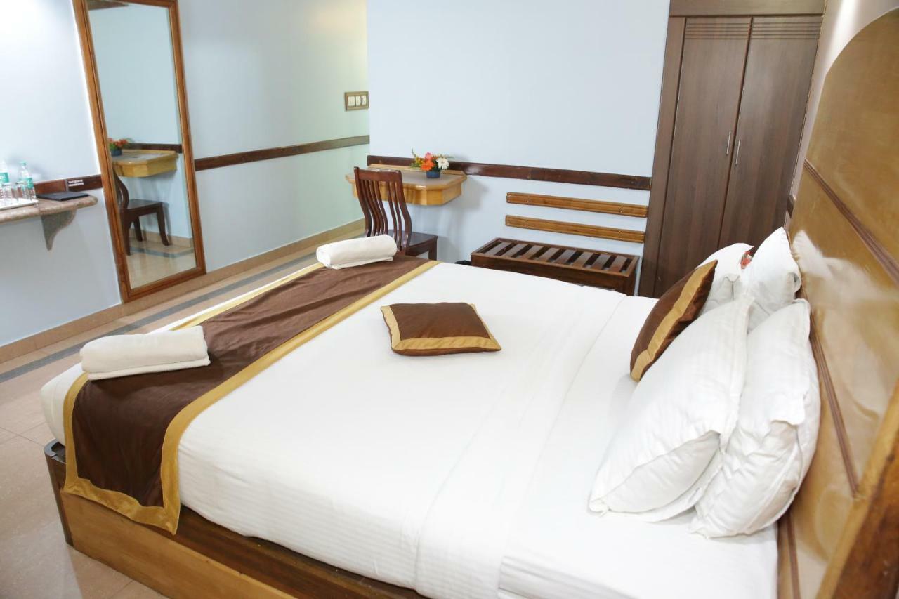 Hotel Presidency Kempegowda International Airport העיר בנגלור מראה חיצוני תמונה