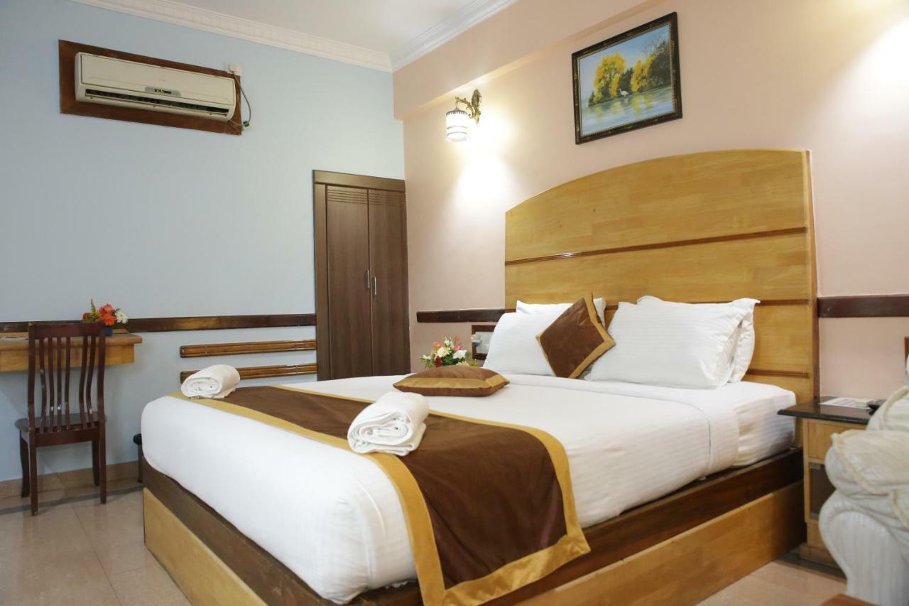 Hotel Presidency Kempegowda International Airport העיר בנגלור מראה חיצוני תמונה