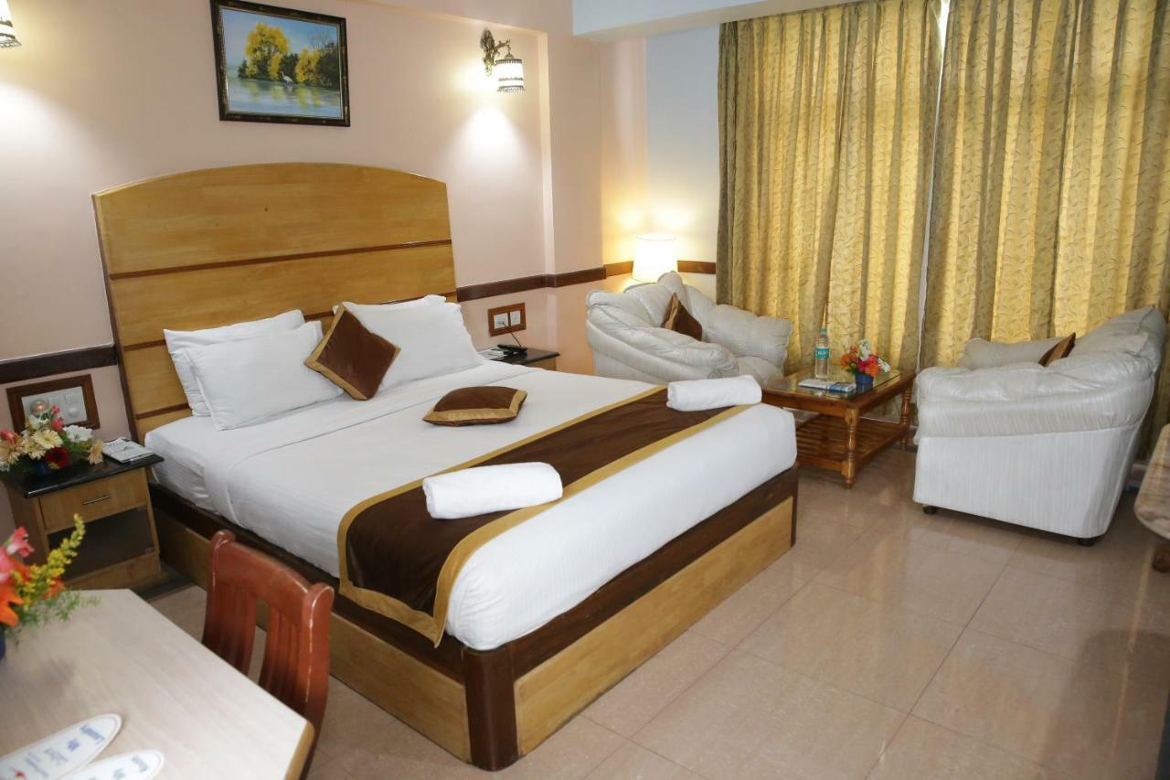 Hotel Presidency Kempegowda International Airport העיר בנגלור מראה חיצוני תמונה