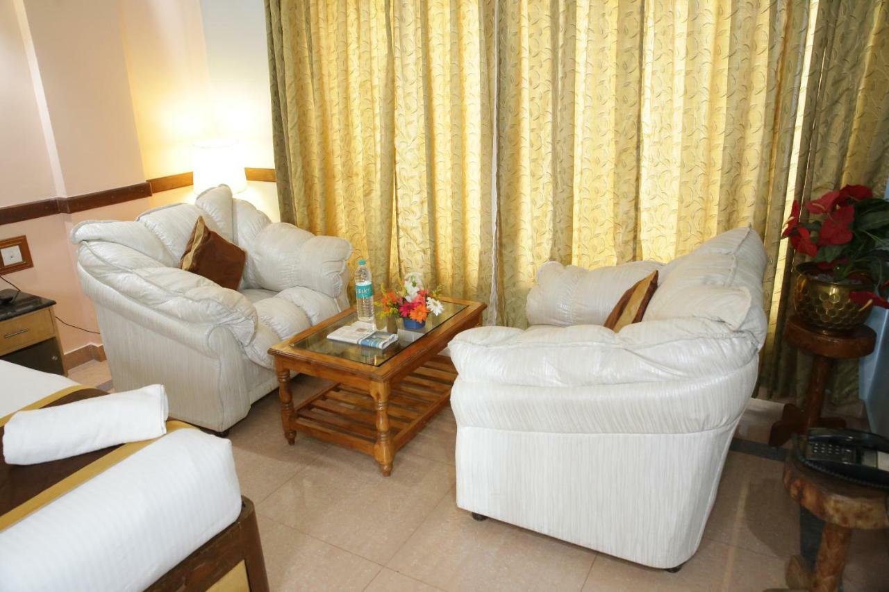 Hotel Presidency Kempegowda International Airport העיר בנגלור מראה חיצוני תמונה